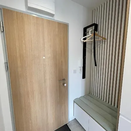 Vienne 90 * Варшава