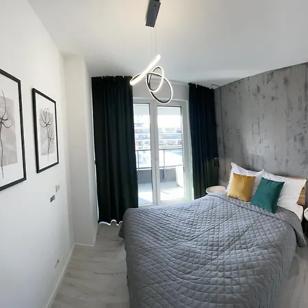 Апартаменты Vienne 90 *