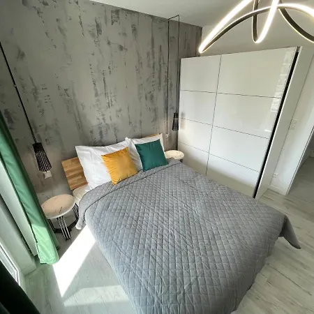 Vienne 90 * Варшава